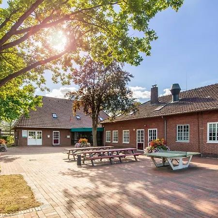Отель Hoessensportzentrum